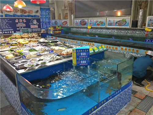 制作海鮮池
